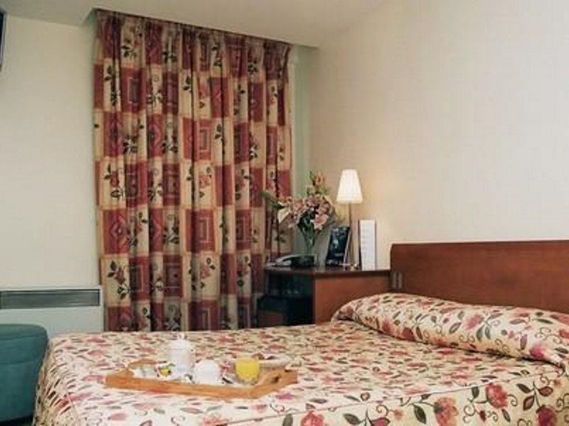 Hotel Le Montana باريس المظهر الخارجي الصورة