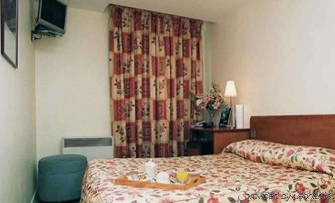 Hotel Le Montana باريس الغرفة الصورة
